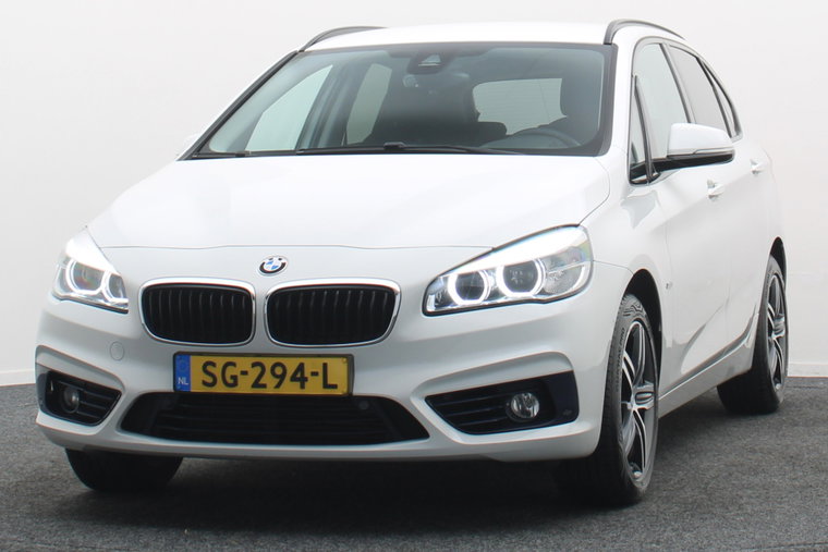 Vehicle Image 23