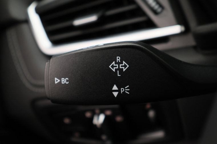 Vehicle Image 32