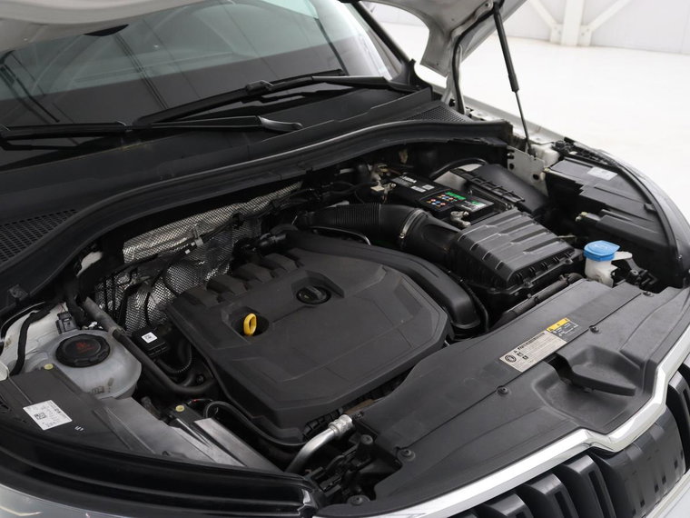 Vehicle Image 36