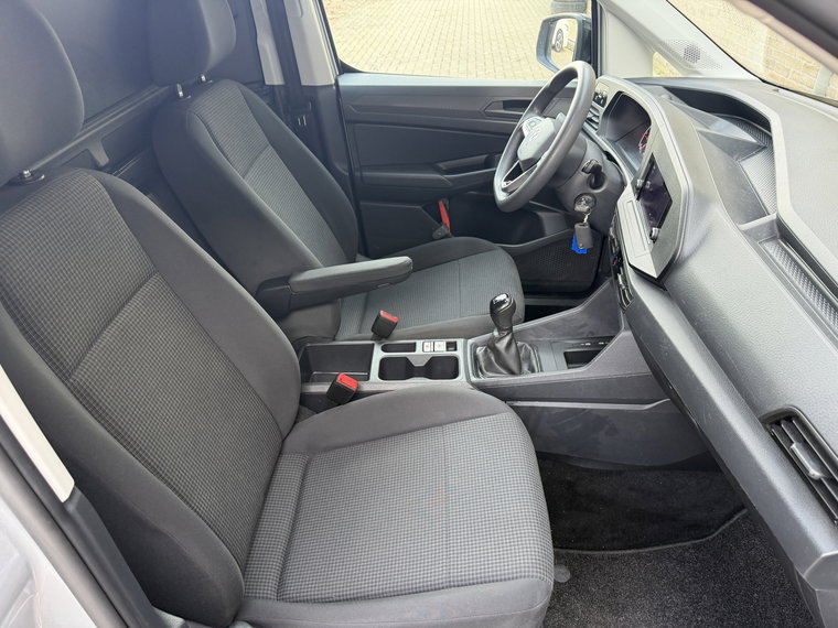 Vehicle Image 28
