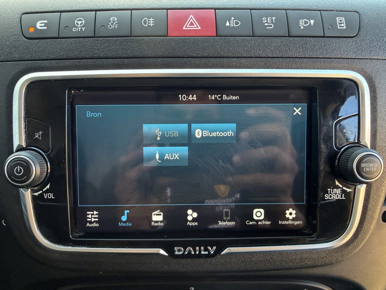 Vehicle Image 22