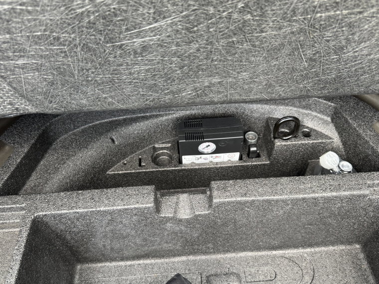Vehicle Image 41