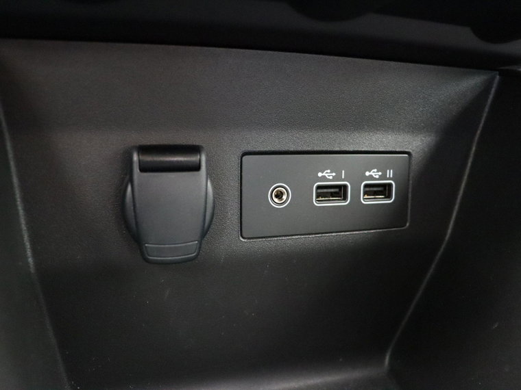 Vehicle Image 27