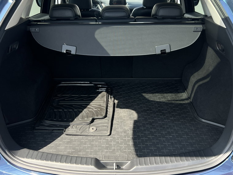 Vehicle Image 32