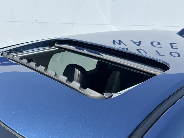 Vehicle Image 38