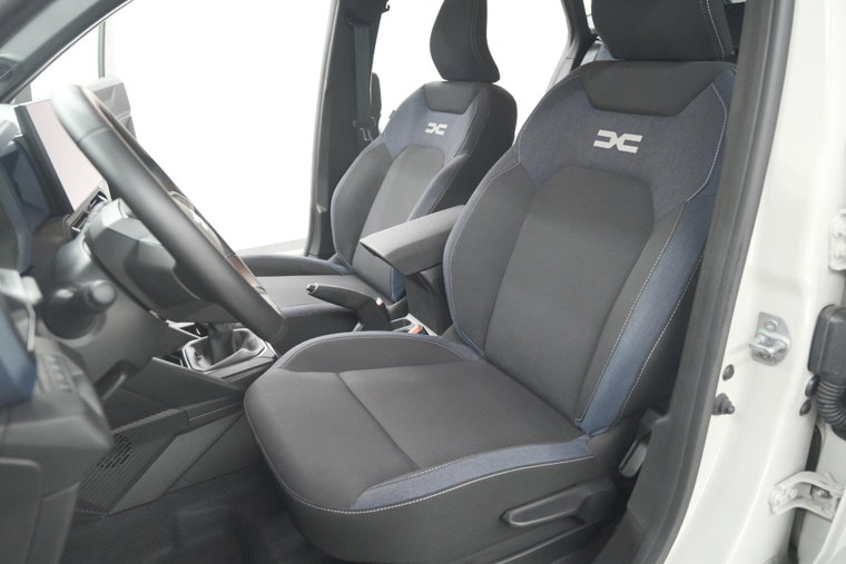 Vehicle Image 39