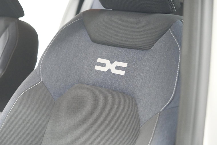 Vehicle Image 40