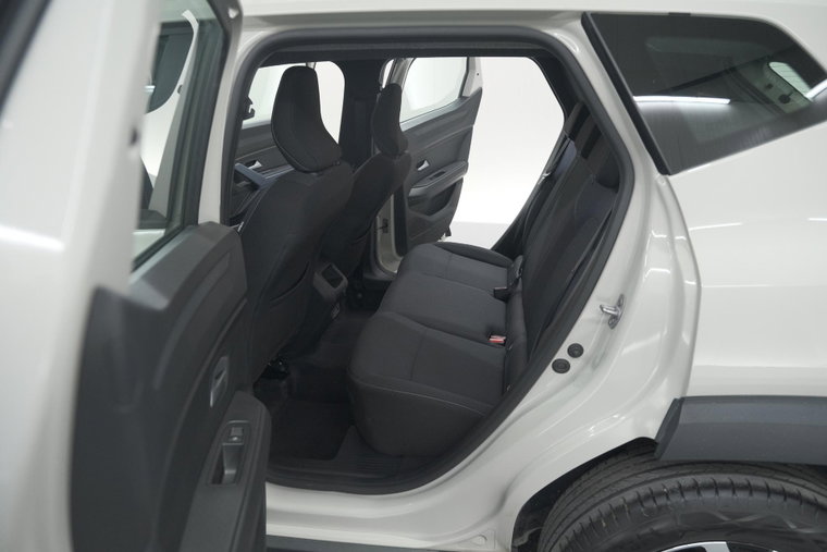 Vehicle Image 41