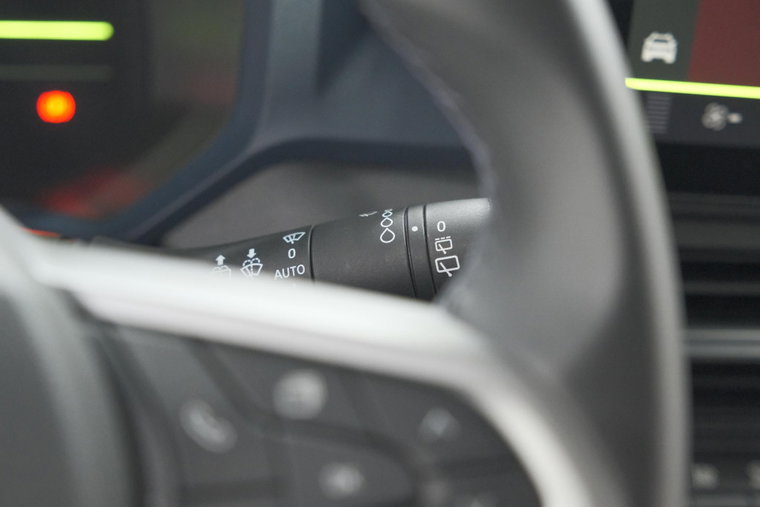 Vehicle Image 48