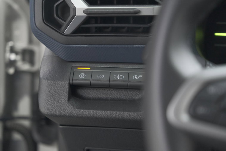Vehicle Image 50