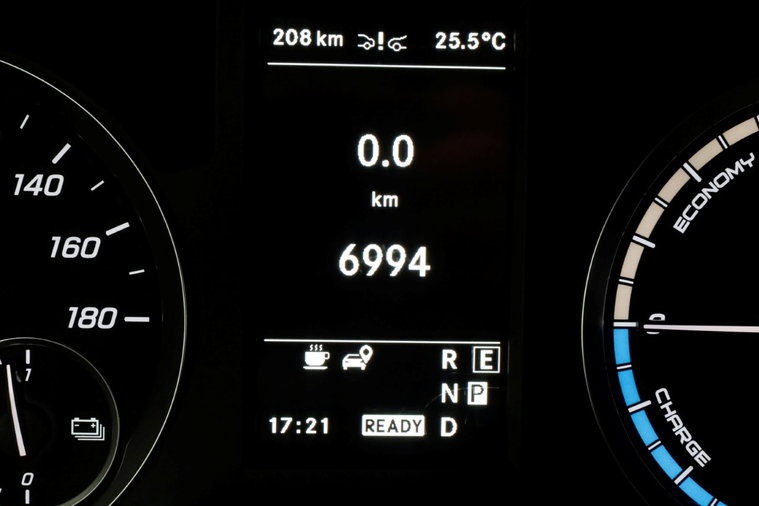 Vehicle Image 21