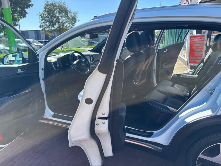 Vehicle Image 39