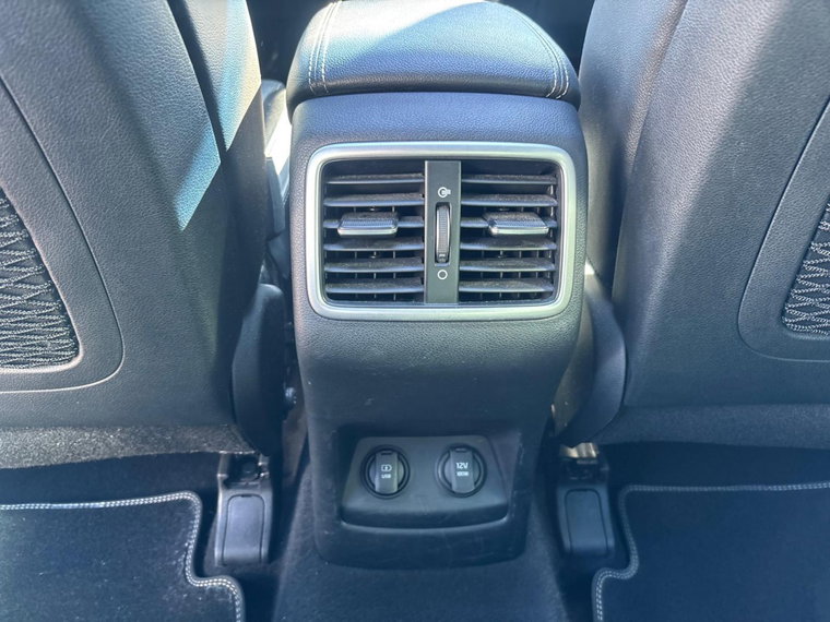 Vehicle Image 48