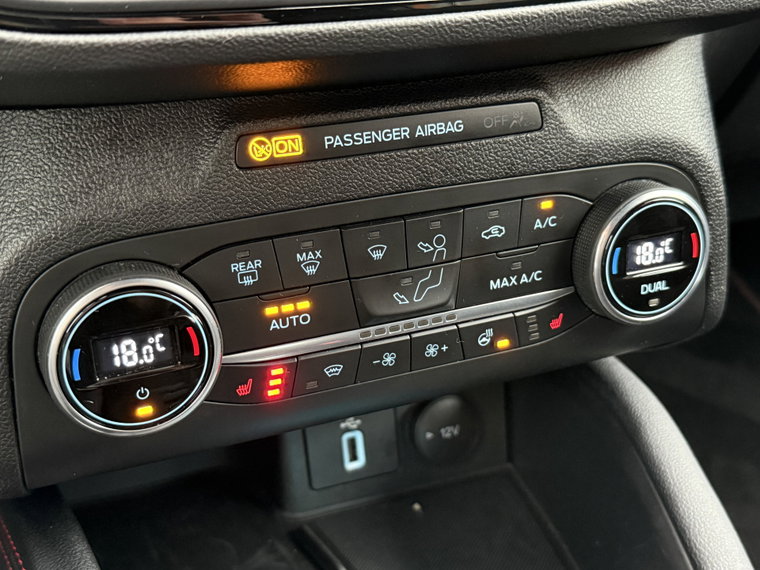 Vehicle Image 24