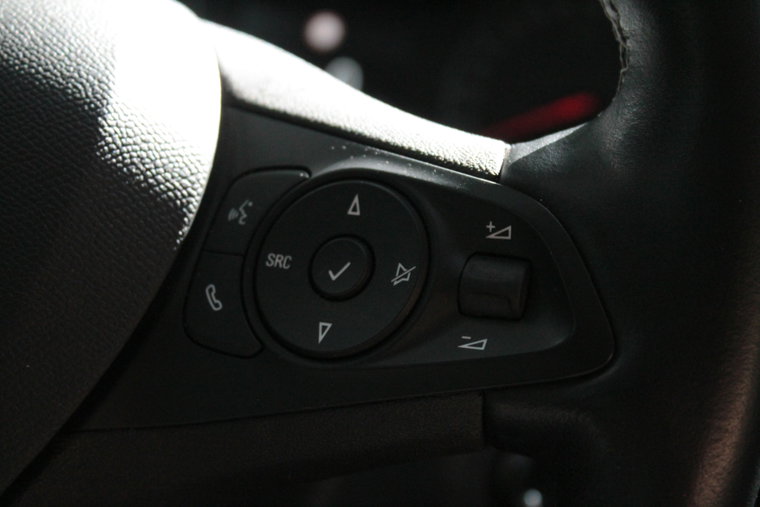 Vehicle Image 17