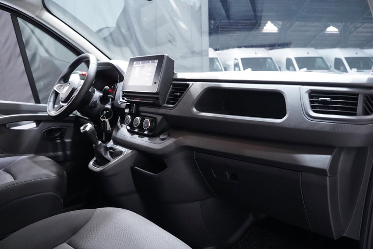 Vehicle Image 23