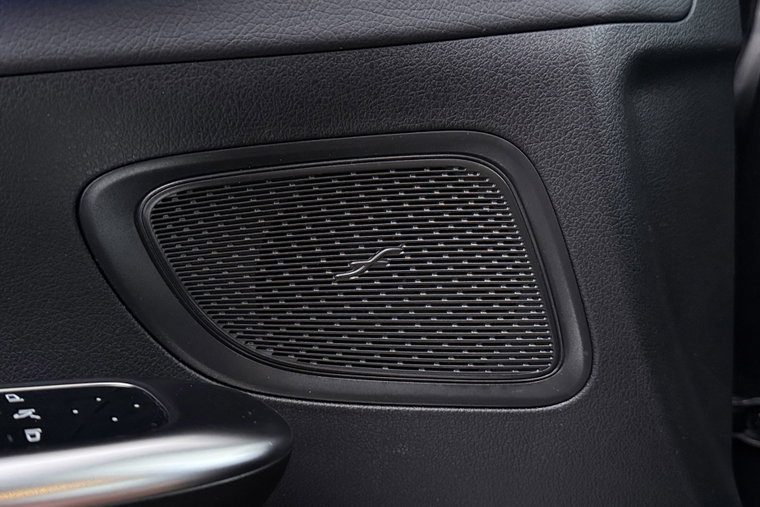 Vehicle Image 39