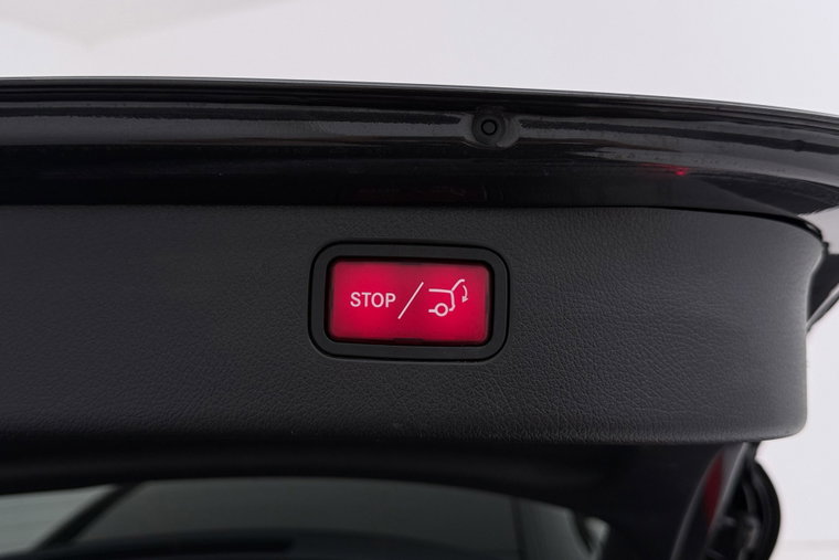 Vehicle Image 42