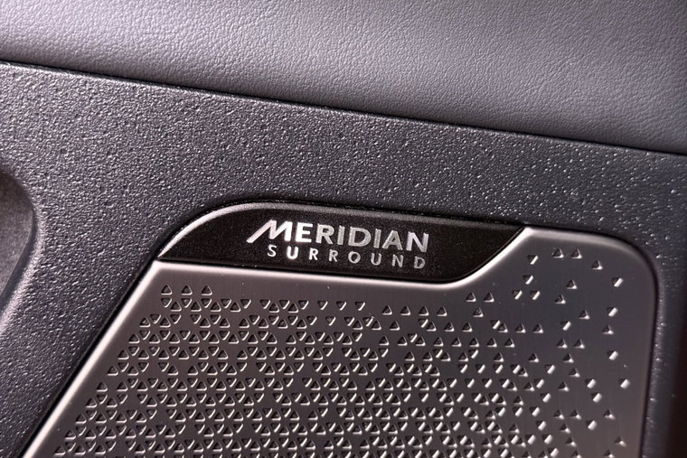 Vehicle Image 22