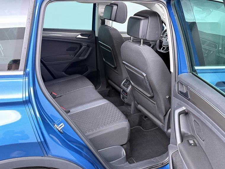 Vehicle Image 33