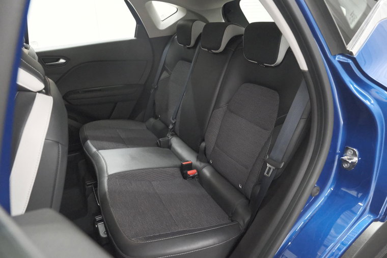 Vehicle Image 22