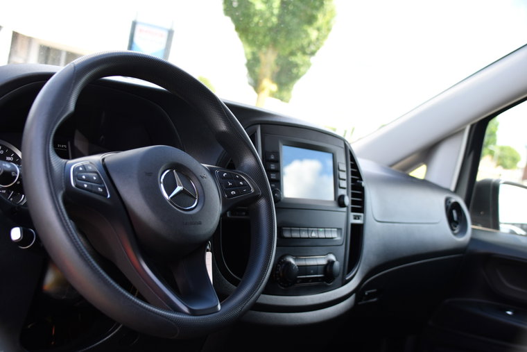 Vehicle Image 13