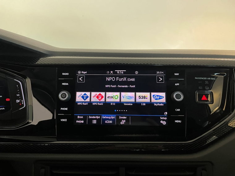 Vehicle Image 35