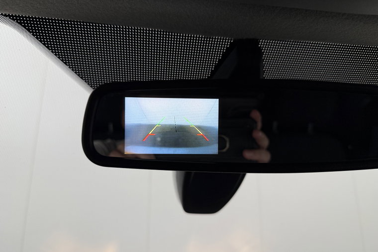 Vehicle Image 17