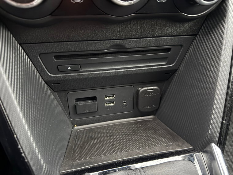 Vehicle Image 37