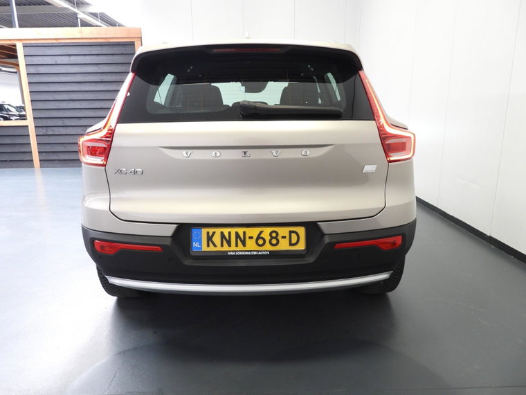 Vehicle Image 40