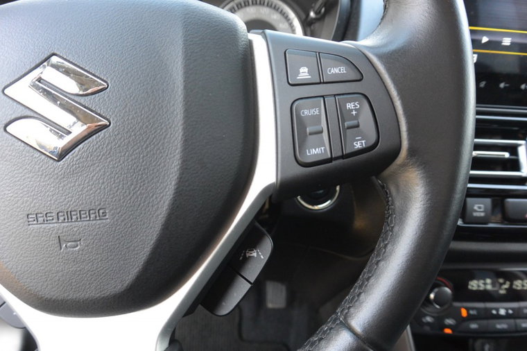 Vehicle Image 22