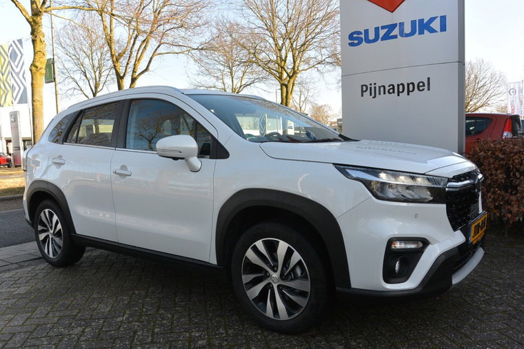 Vehicle Image 8