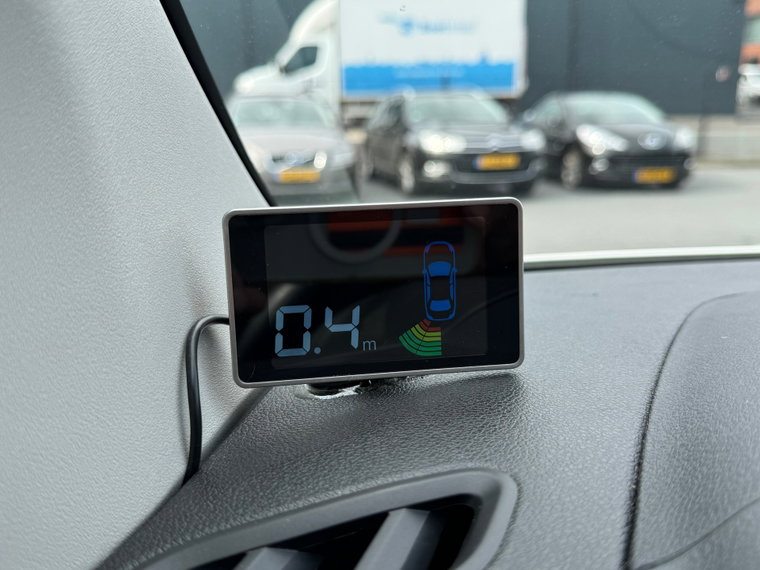 Vehicle Image 23
