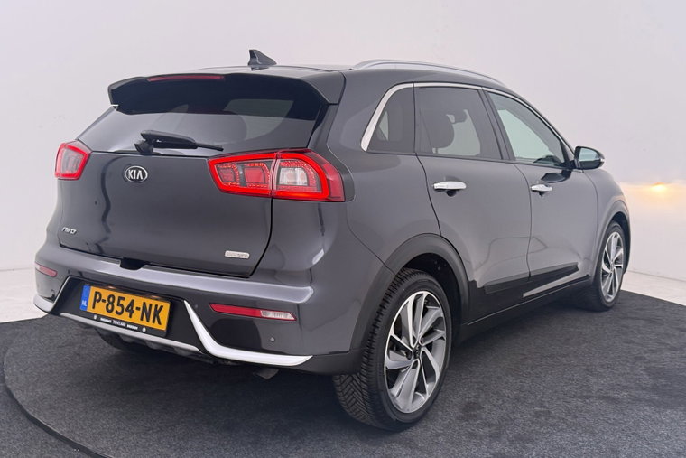 Vehicle Image 38