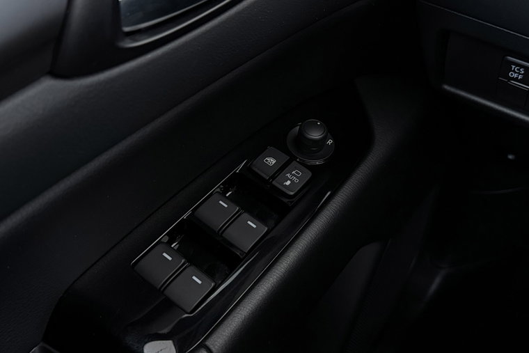 Vehicle Image 33