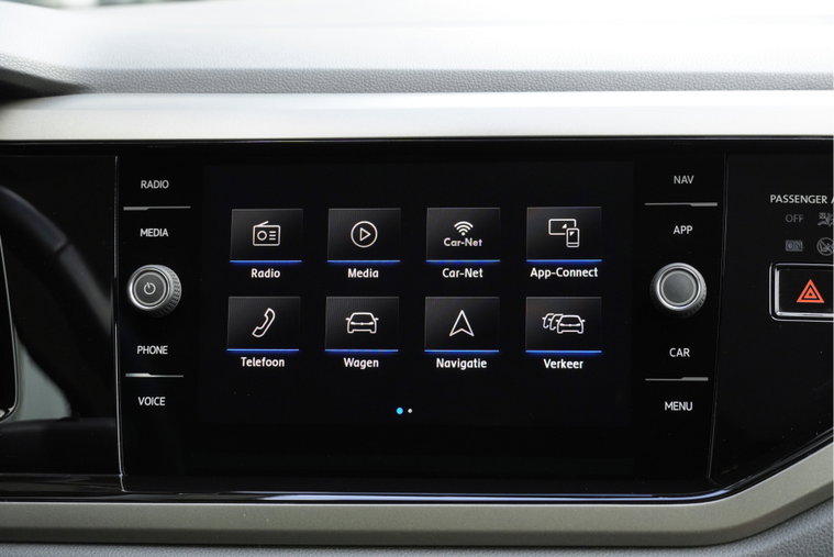 Vehicle Image 21