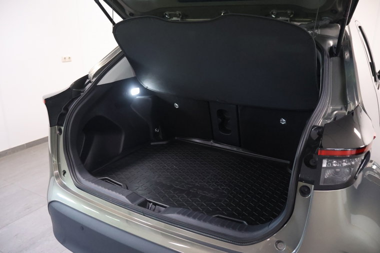 Vehicle Image 35