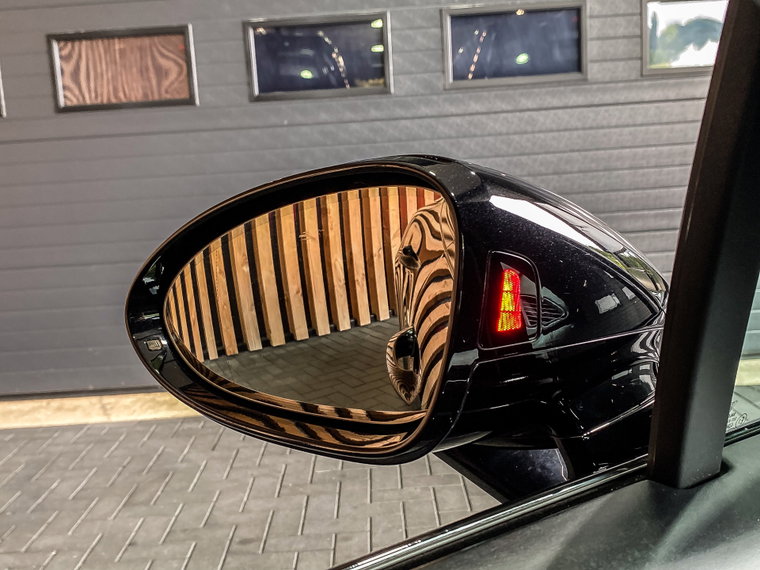Vehicle Image 35