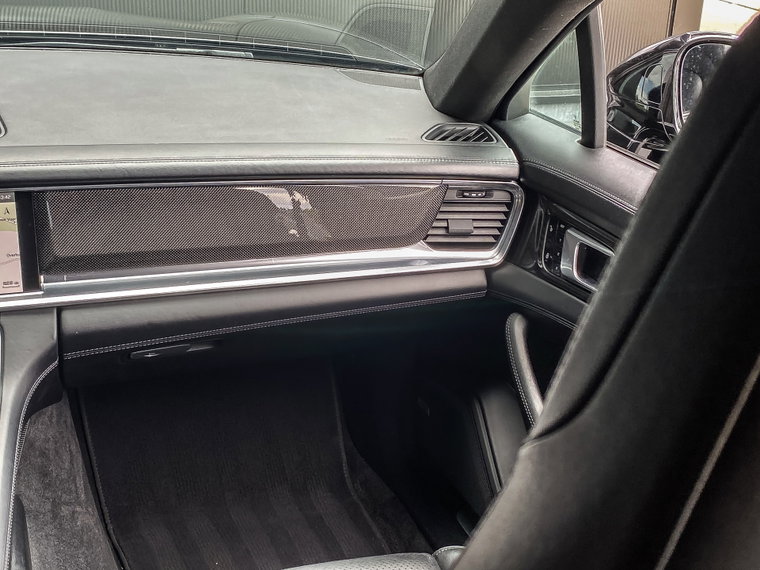 Vehicle Image 60