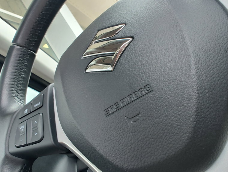 Vehicle Image 24