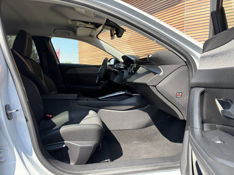 Vehicle Image 45