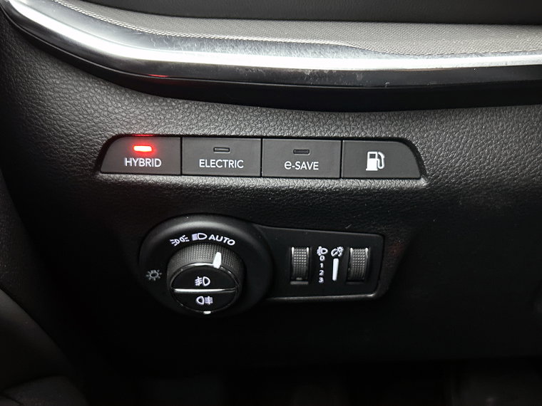 Vehicle Image 23