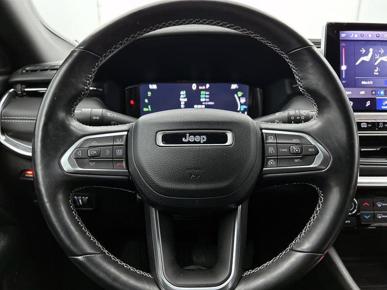 Vehicle Image 24