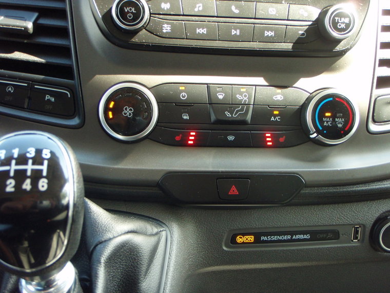 Vehicle Image 20