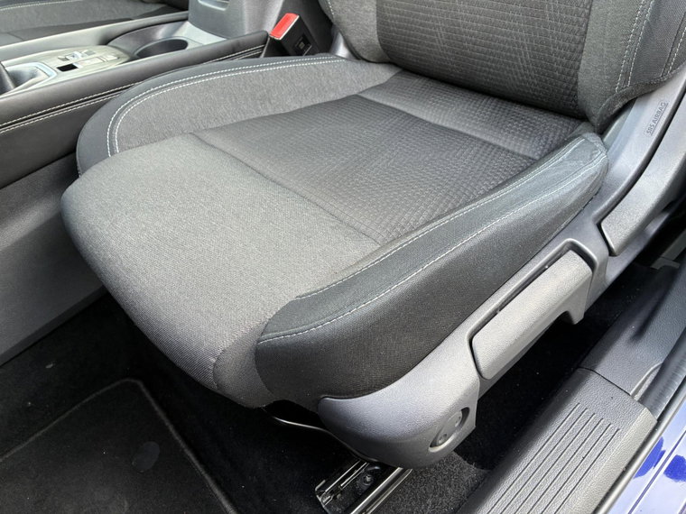 Vehicle Image 39