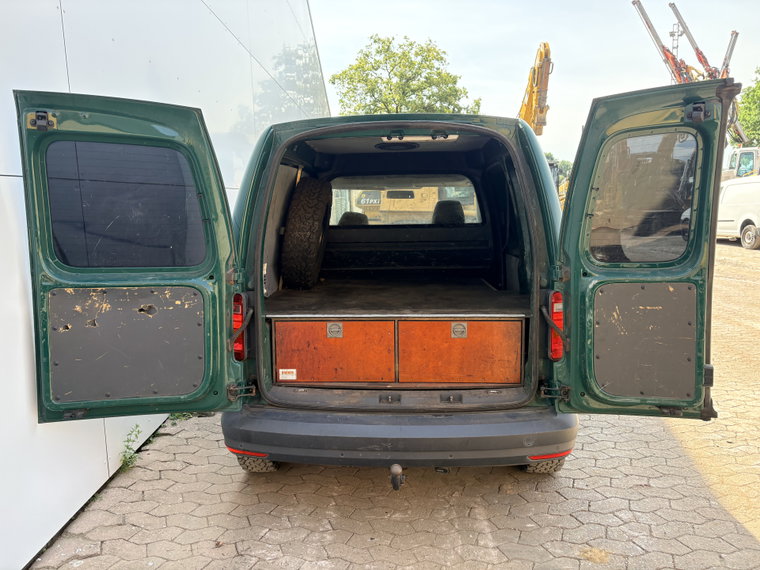 Vehicle Image 11