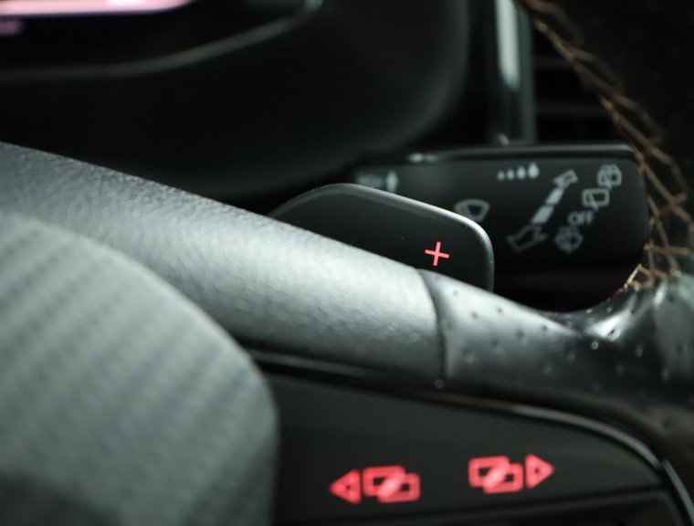 Vehicle Image 45