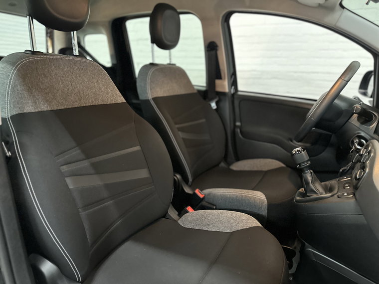 Vehicle Image 11