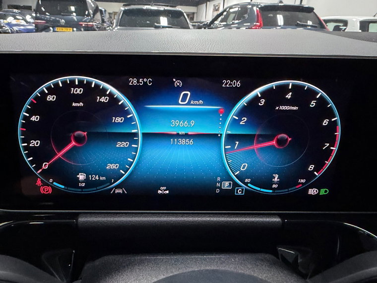 Vehicle Image 38