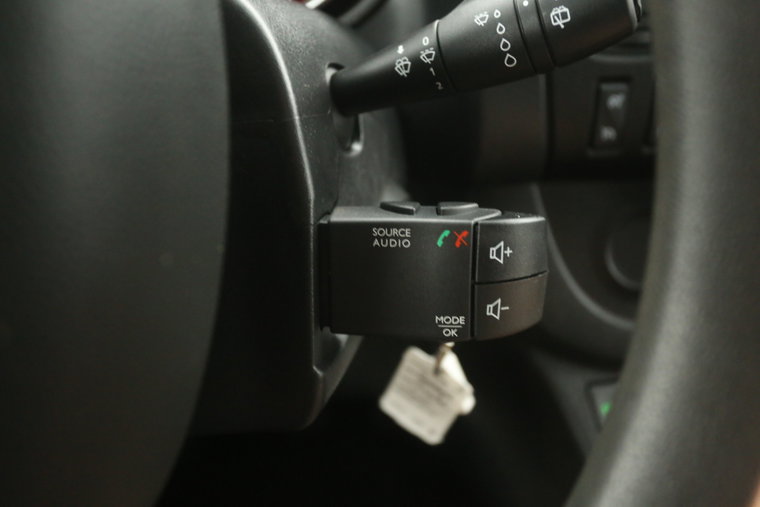 Vehicle Image 19